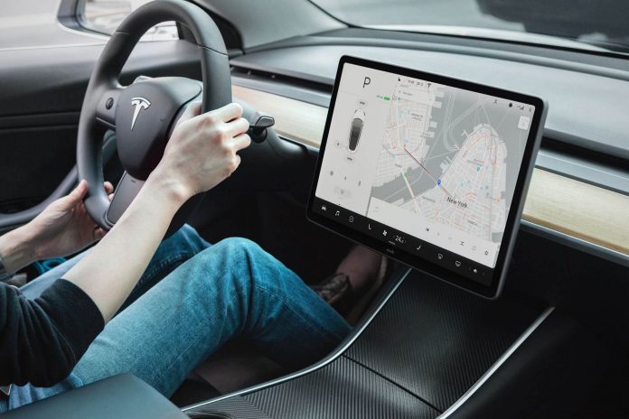 Tesla cockpit - iVisor XT Clear Screen Protector