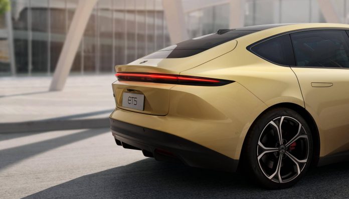 Nio ET5 rear