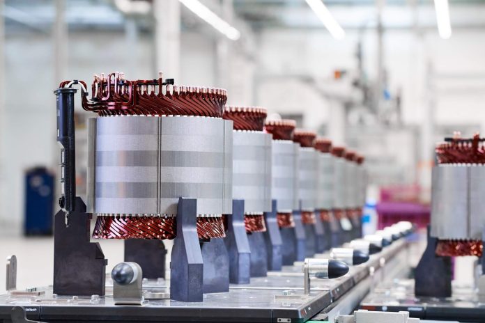 Production of the highly integrated BMW e-drive - stator