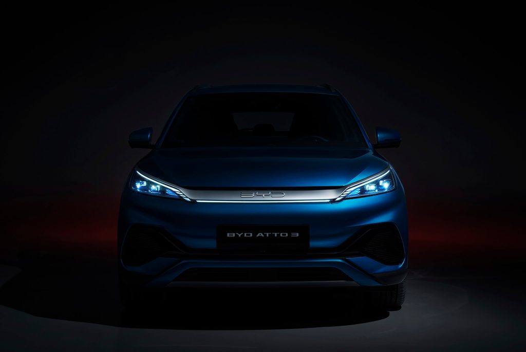 BYD Unveils 4nm Driving Chip, Expands “Full Damage Coverage” to Urban NOA